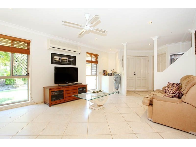 1 Carberry Place, Ormeau QLD 4208