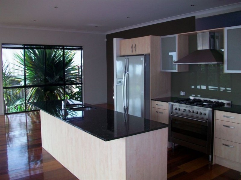 30 Peachester Close, Ormeau QLD 4208