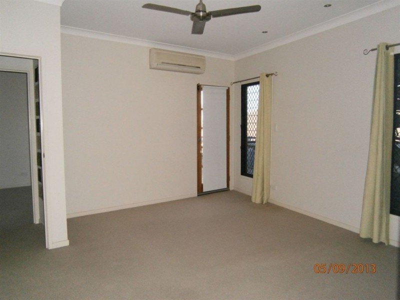 30 Peachester Close, Ormeau QLD 4208