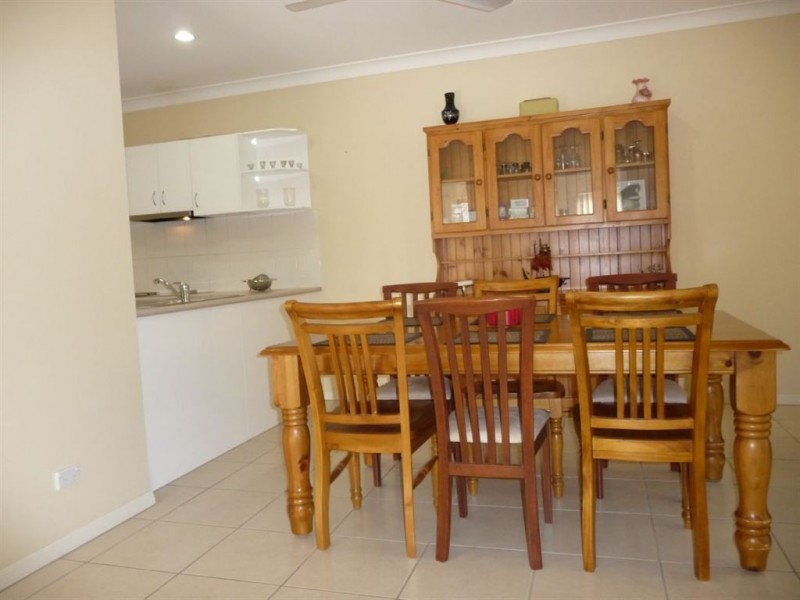 2/37 Solar Street, Beenleigh QLD 4207