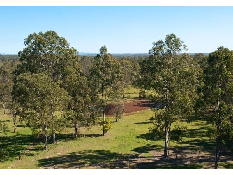 87 Cartwright Rd, Buccan QLD 4207