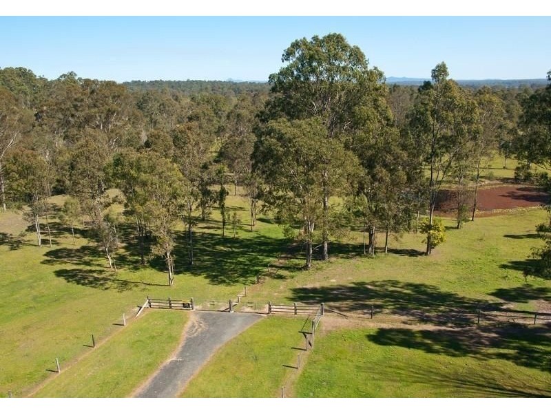 87 Cartwright Rd, Buccan QLD 4207