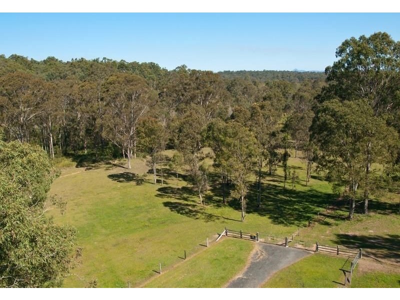 89 Cartwright Rd, Buccan QLD 4207
