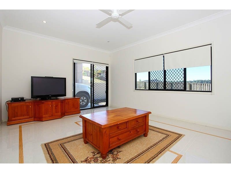 15 Macleay Cct, Upper Coomera QLD 4209