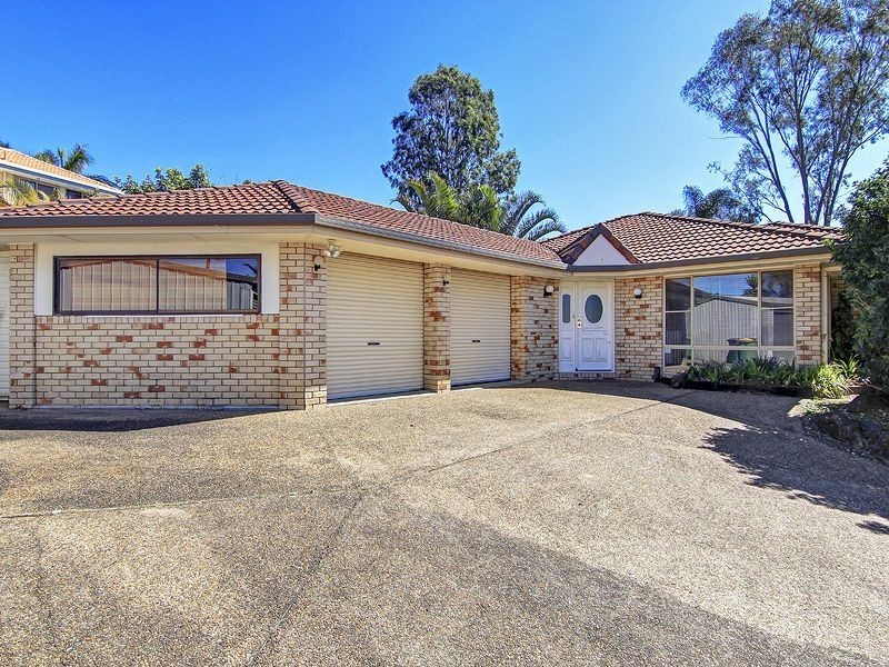 8 Wantana Cres, Edens Landing QLD 4207