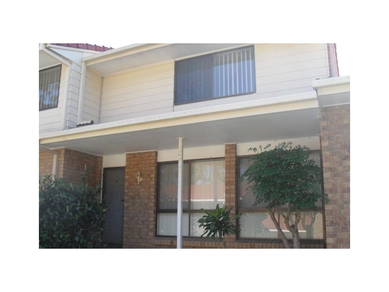 9/15 Lane Court, Mount Warren Park QLD 4207