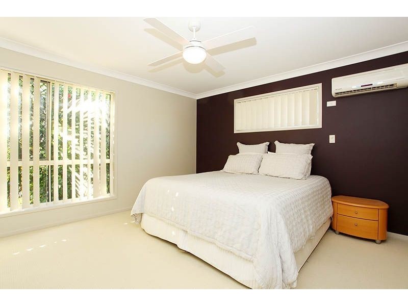 17 Lilyvale Crescent, Ormeau QLD 4208