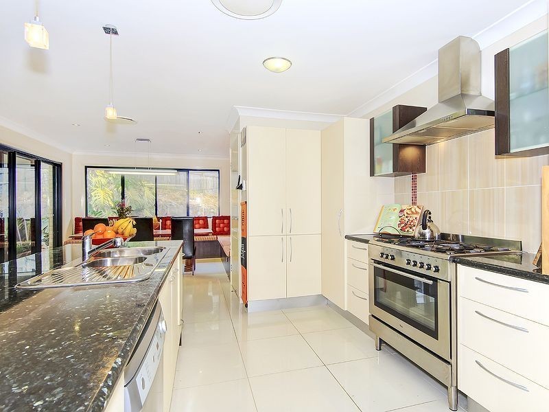 22 Yarwood Crescent, Ormeau Hills QLD 4208