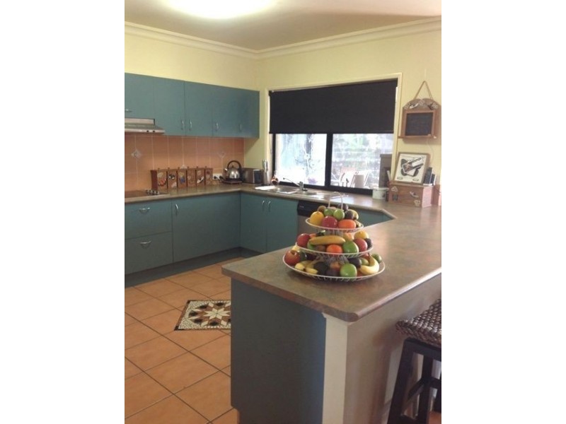 20 Lucy Dr, Edens Landing QLD 4207