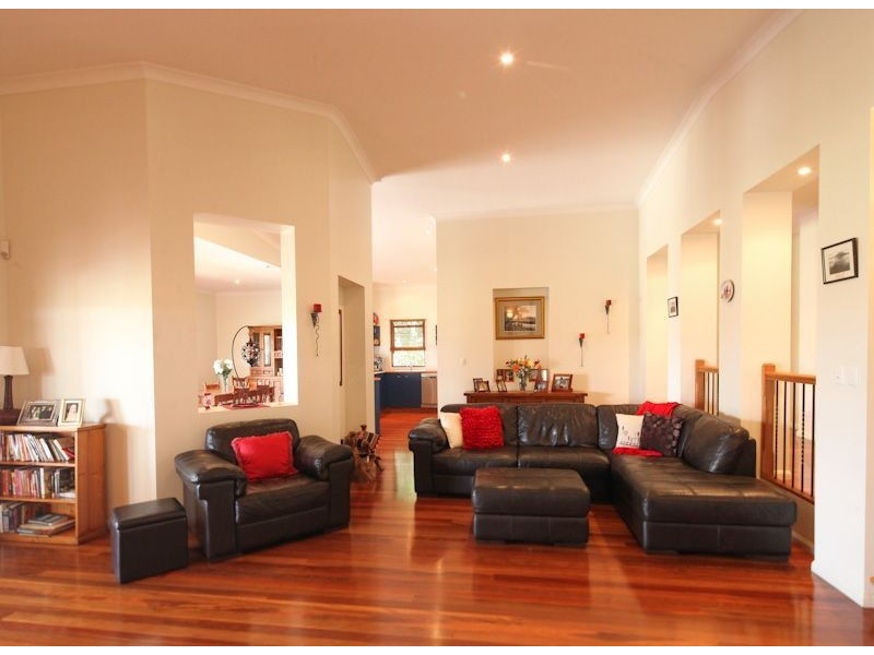 43 Pepperina Dr, Logan Village QLD 4207