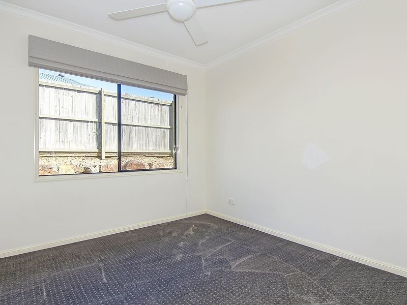 44 Mountain View Crescent, Mount Warren Park QLD 4207