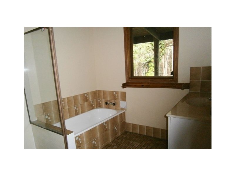 212 Eggersdorf Road, Ormeau QLD 4208