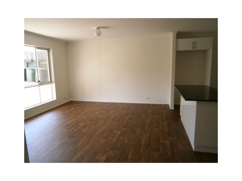 15 Eira St, Edens Landing QLD 4207