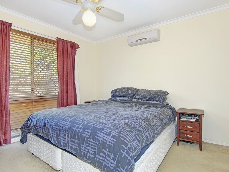178 Holmview Rd, Edens Landing QLD 4207