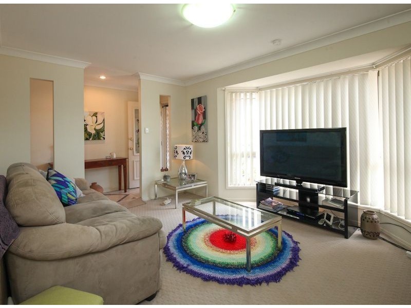 5 Silvestro Pl, Edens Landing QLD 4207