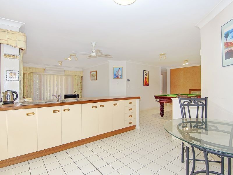 49 Mt Warren Bvd, Mount Warren Park QLD 4207