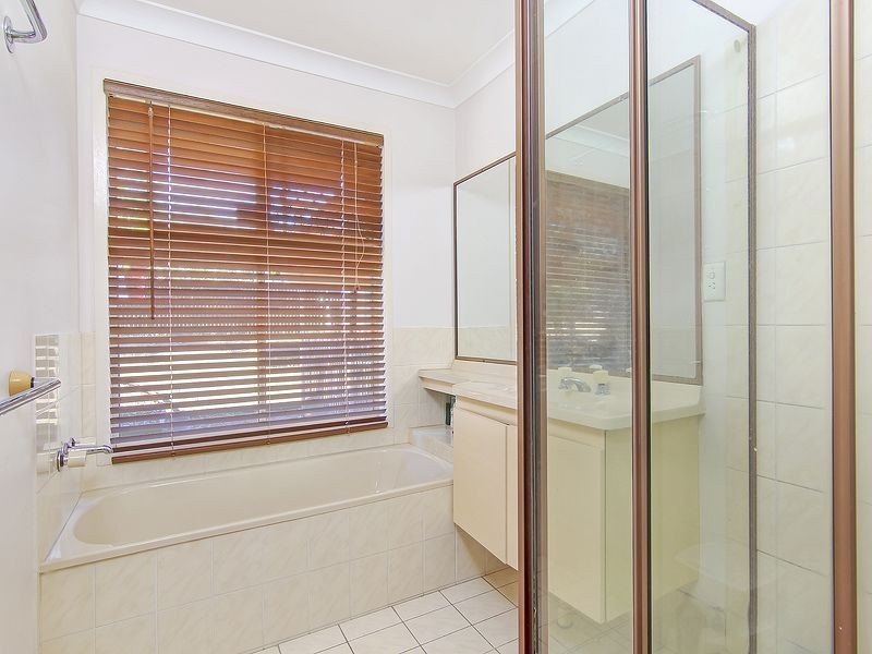 49 Mt Warren Bvd, Mount Warren Park QLD 4207