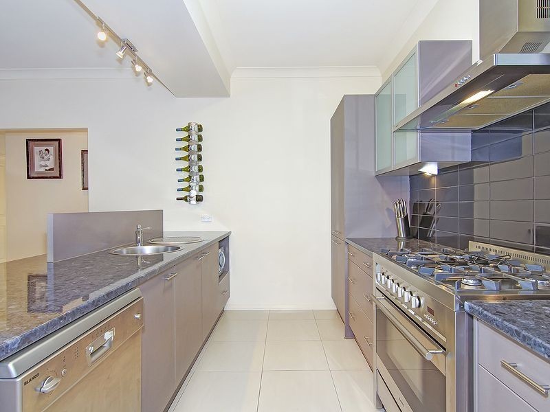 15 Lynbrook Ave, Ormeau QLD 4208