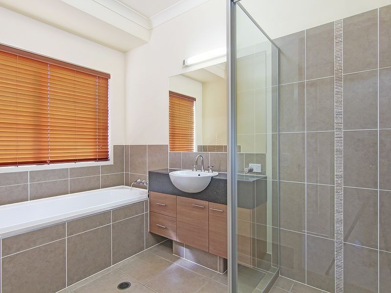 15 Lynbrook Ave, Ormeau QLD 4208