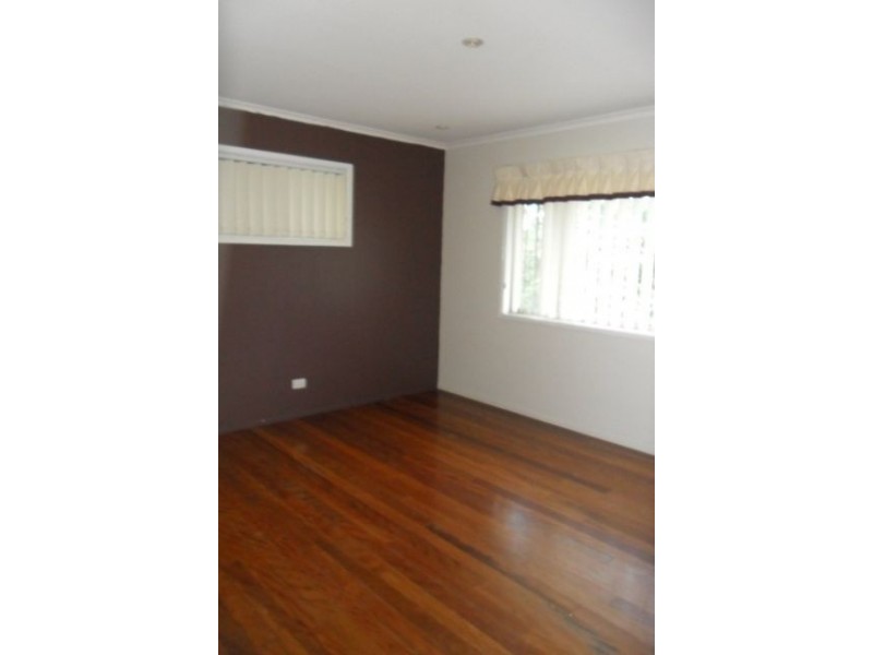 32 Sheridan Cres, Shailer Park QLD 4128