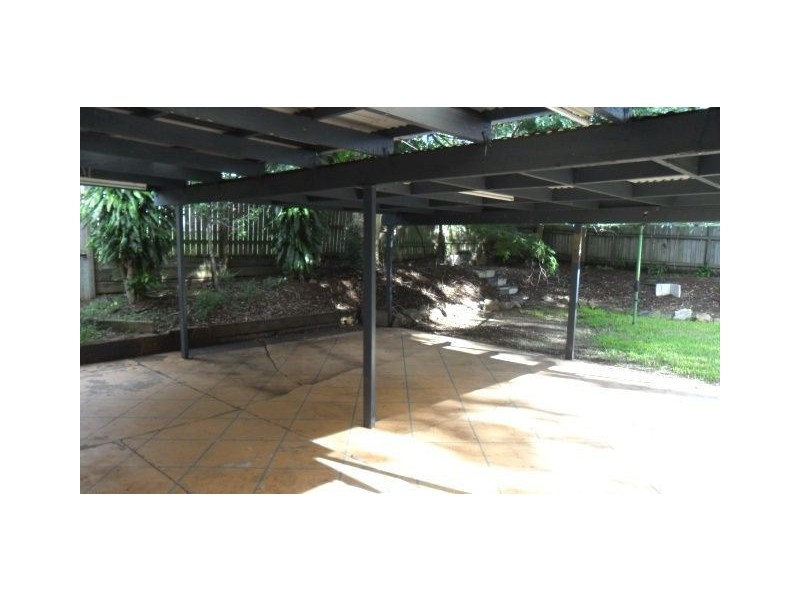 32 Sheridan Cres, Shailer Park QLD 4128