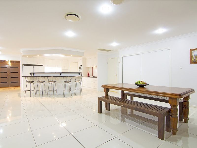 67 Woolshed Court, Jimboomba QLD 4280
