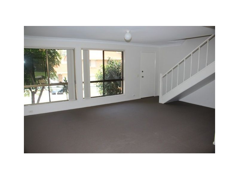 9/15 Lane Court, Mount Warren Park QLD 4207