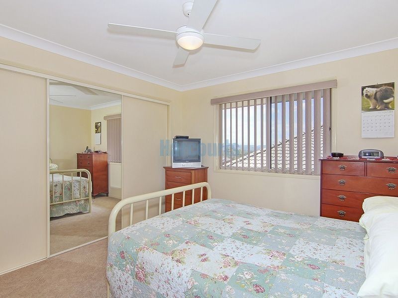 88 Overland Dr, Edens Landing QLD 4207