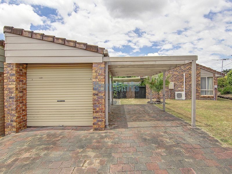 1 Tregana Cct, Edens Landing QLD 4207
