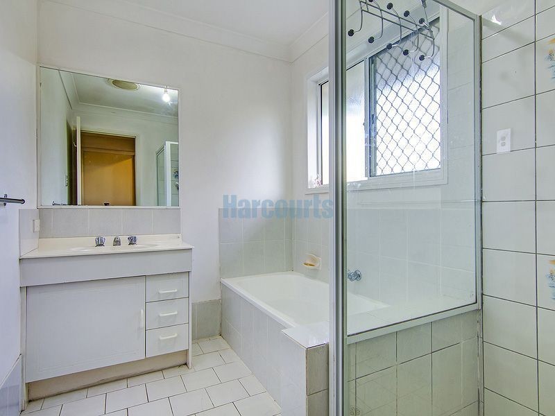 8/84 Castile Cr, Edens Landing QLD 4207