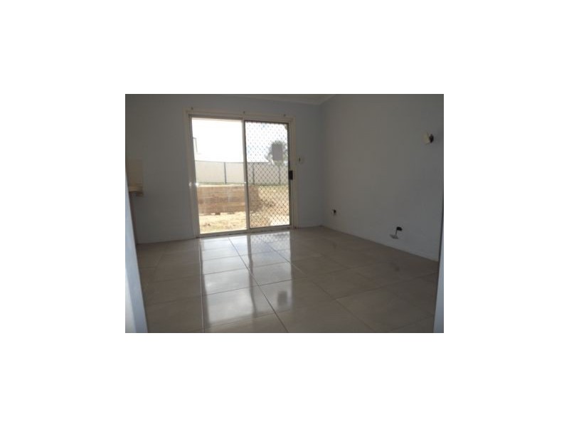 61 Sunscape Drive, Eagleby QLD 4207