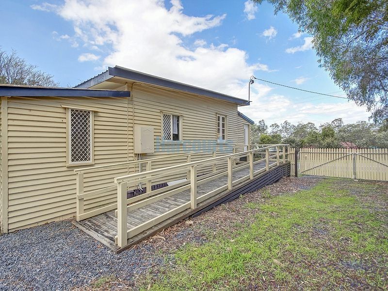 155 Old Logan Village Rd, Waterford QLD 4133