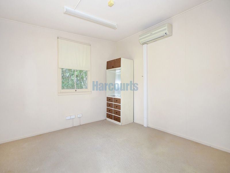 155 Old Logan Village Rd, Waterford QLD 4133