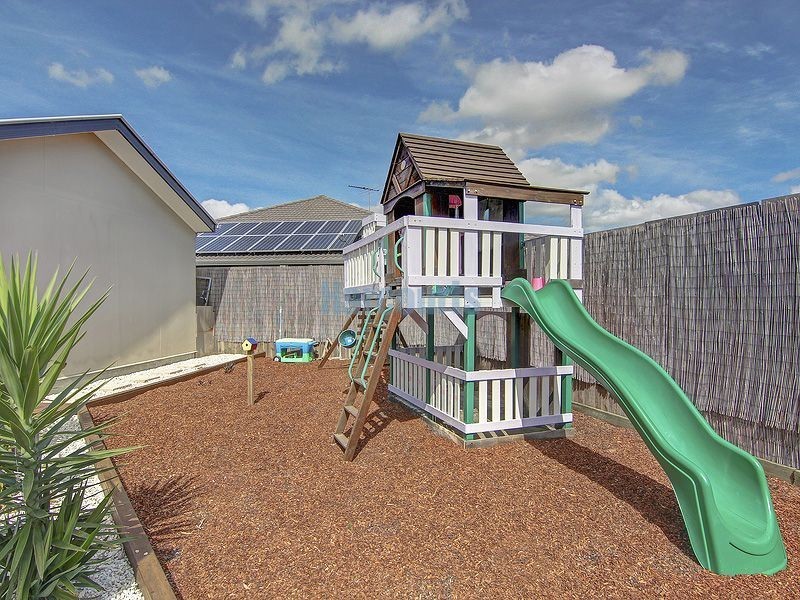 2 River Gum Court, Loganholme QLD 4129