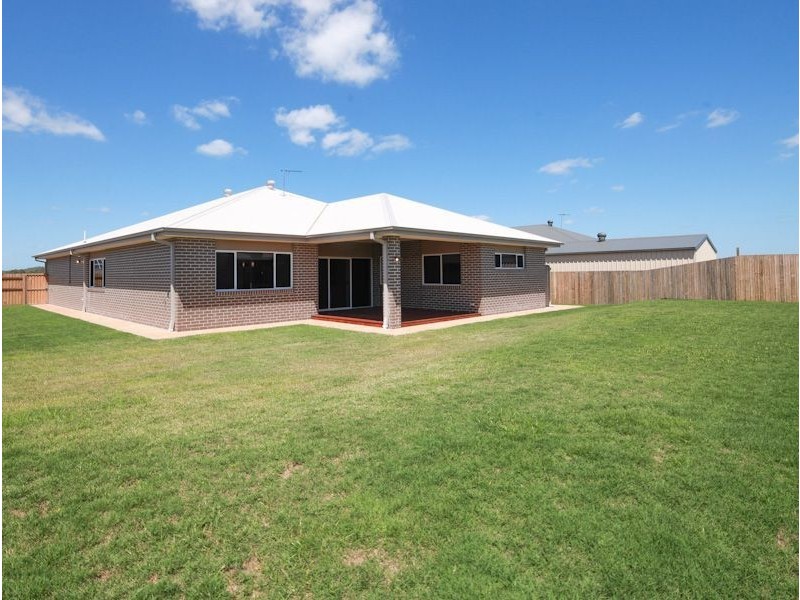 18 Robyn Crt, Logan Village QLD 4207
