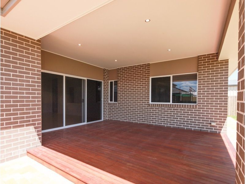 18 Robyn Crt, Logan Village QLD 4207