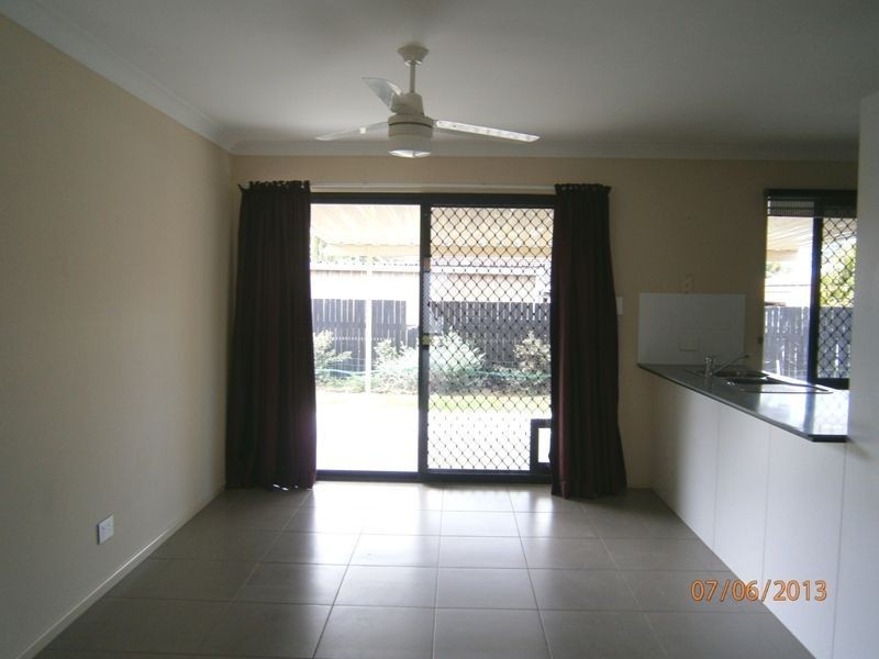 11a Willowie Crescent, Eagleby QLD 4207