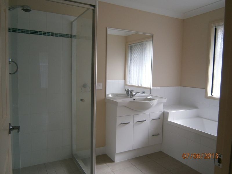 11a Willowie Crescent, Eagleby QLD 4207