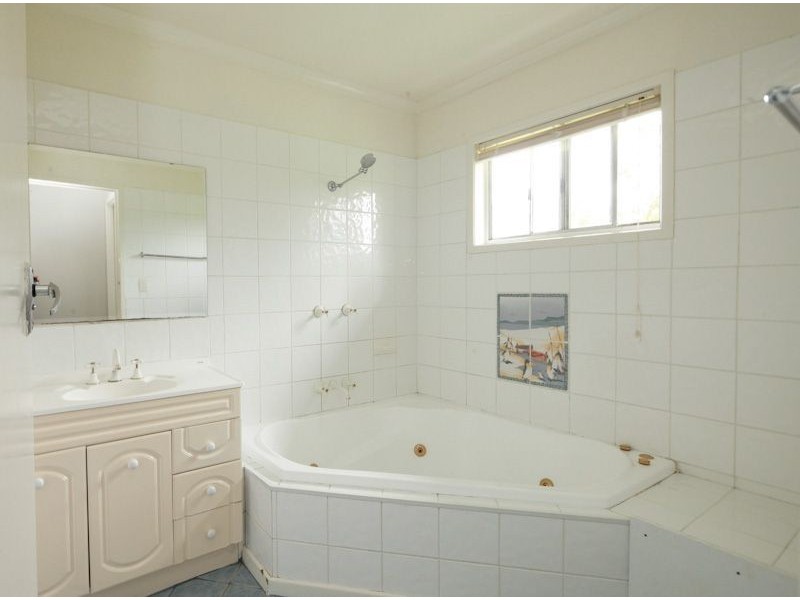 560 Camp Cable Rd, Logan Village QLD 4207