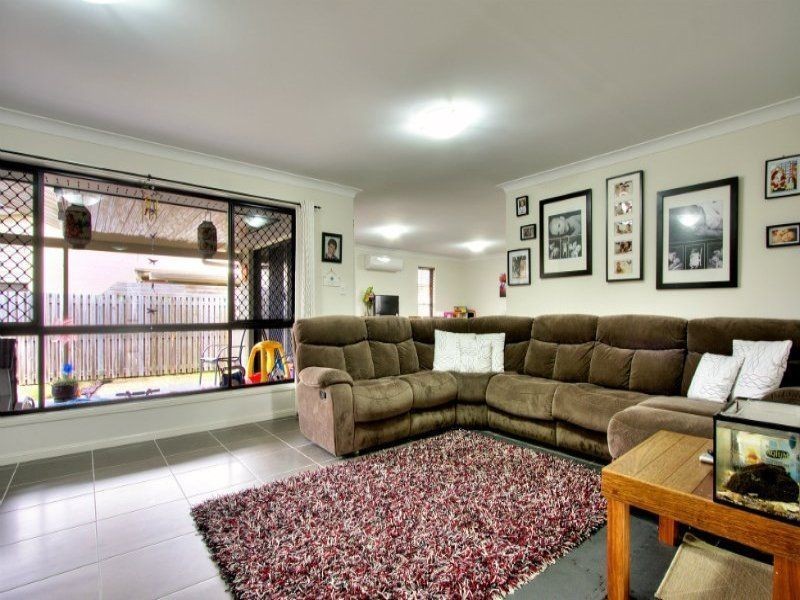 4 River Gum Court, Loganholme QLD 4129