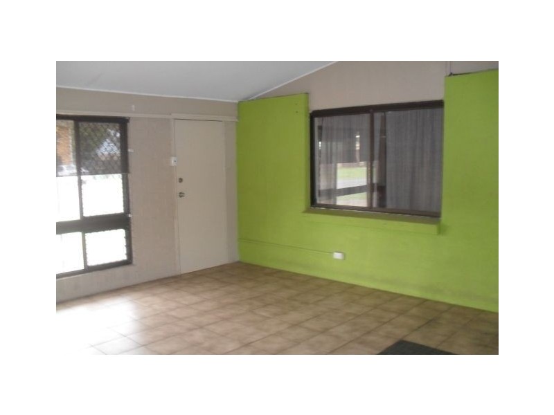 15 Glendevon Crescent, Mount Warren Park QLD 4207