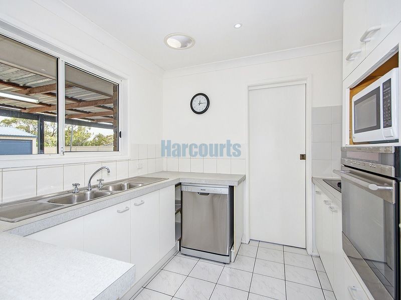 9 Carbon Crt, Bethania QLD 4205