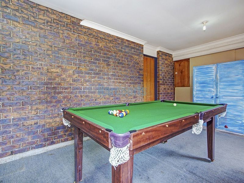 9 Carbon Crt, Bethania QLD 4205