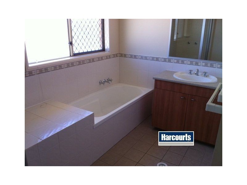 24 Lancelot Crescent, Ormeau QLD 4208