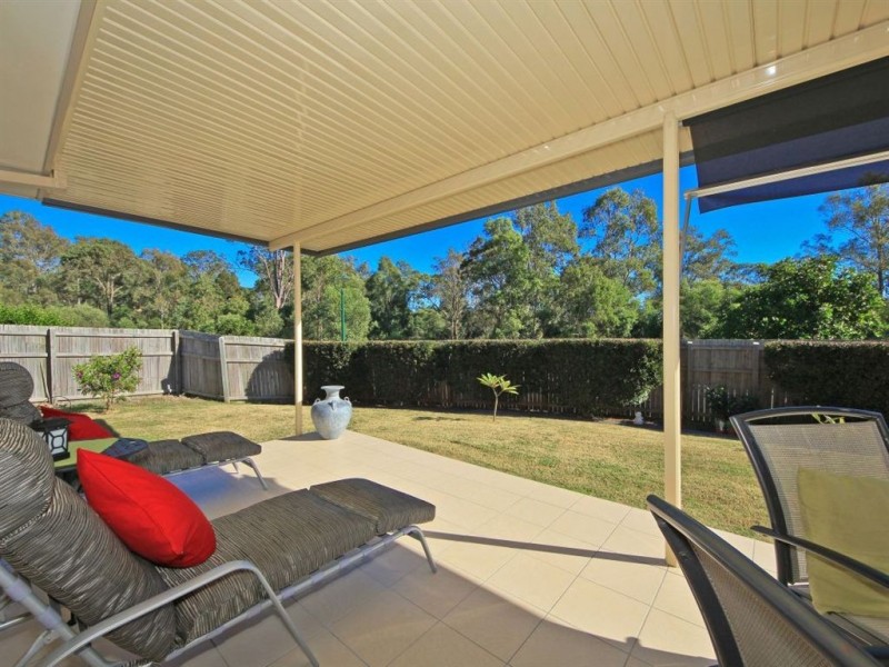 1 Hinterwood Ct, Edens Landing QLD 4207