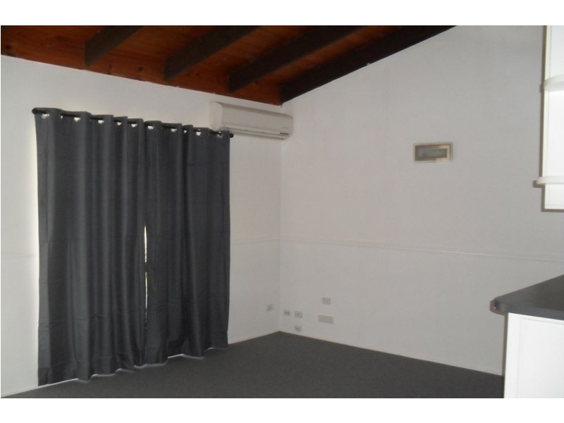 26 Shields Street, Mount Warren Park QLD 4207