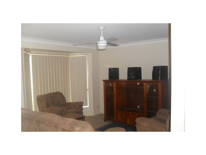 124 High Road, Waterford QLD 4133