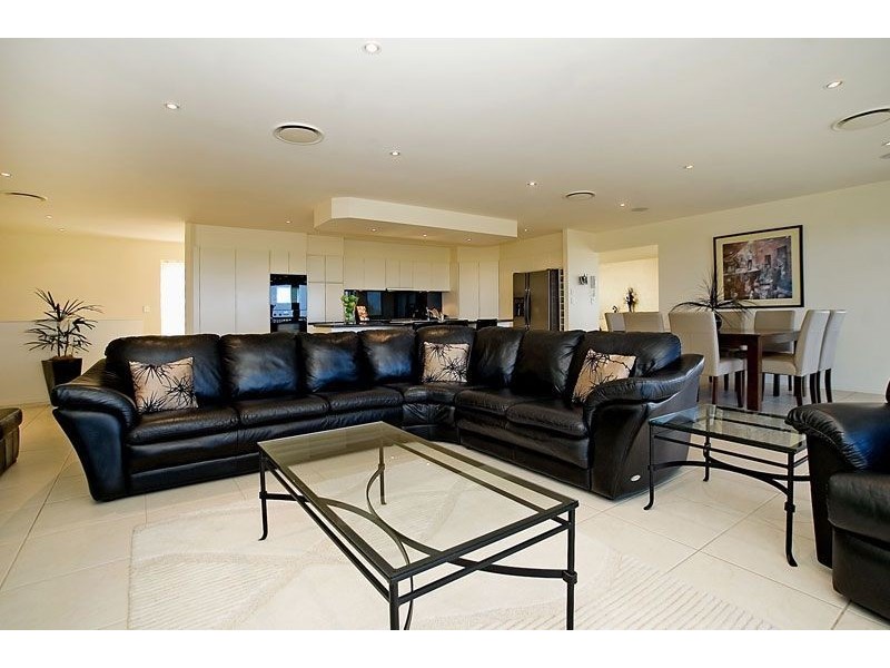 37 Opperman Drive, Ormeau QLD 4208