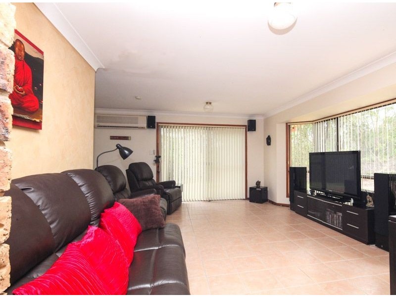 81 Sheree Ct, Buccan QLD 4207