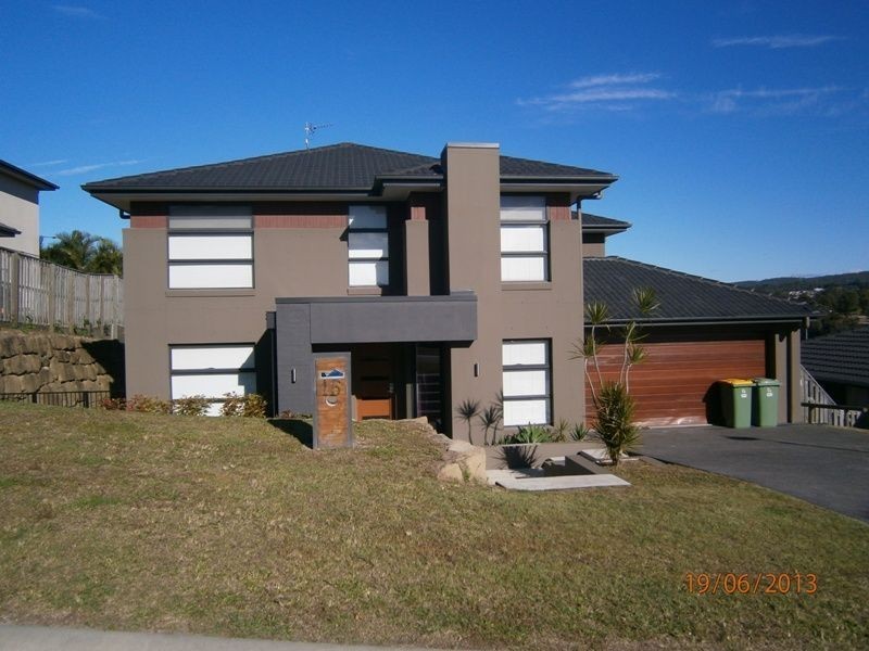 15 Buchanan Circuit, Oxenford QLD 4210